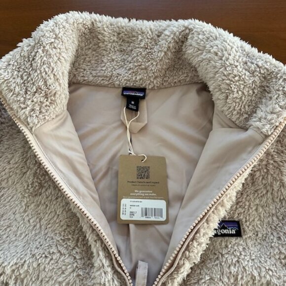 NWT Patagonia Women's Los Gatos Fleece Vest in Shroom Taupe - Picture 3 of 5